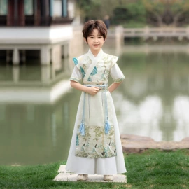 童汉服;童民族服装