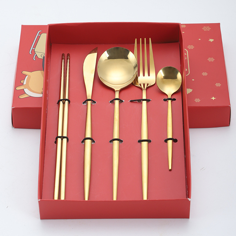 Amazon caja de regalo de Navidad transfronteriza cuchillo de acero inoxidable portugués, tenedor y cuchara conjunto de cuatro piezas cuchillo de carne y tenedor cuchara de comida principal