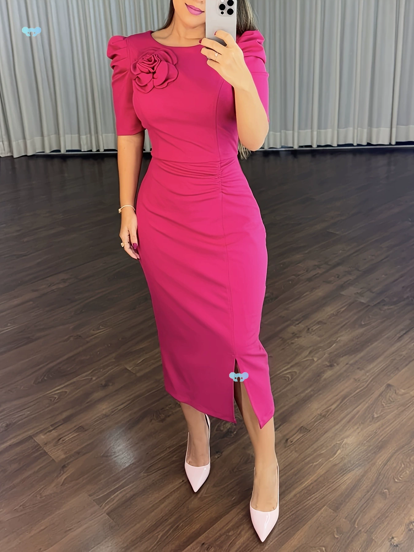 Облегающее повседневное платье с круглым вырезом и пышными рукавами и 3D цветочным декором