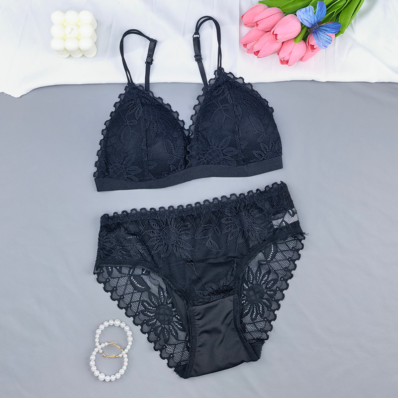 Conjunto de sujetador de copa triangular transfronteriza sin anillo de acero de hebilla de una sola fila de cinturón para limpiar el pecho de encaje sexy envuelto en el pecho de la mujer