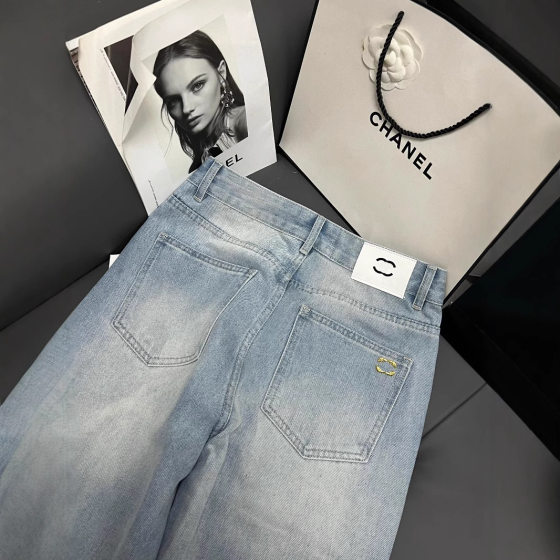 Nanyou Correct Edition 25 Spring Xiaoxiang Yujie Wind High Waist Ripe Drilling Butterfly LOGO Micro La Jeans Women's Wear