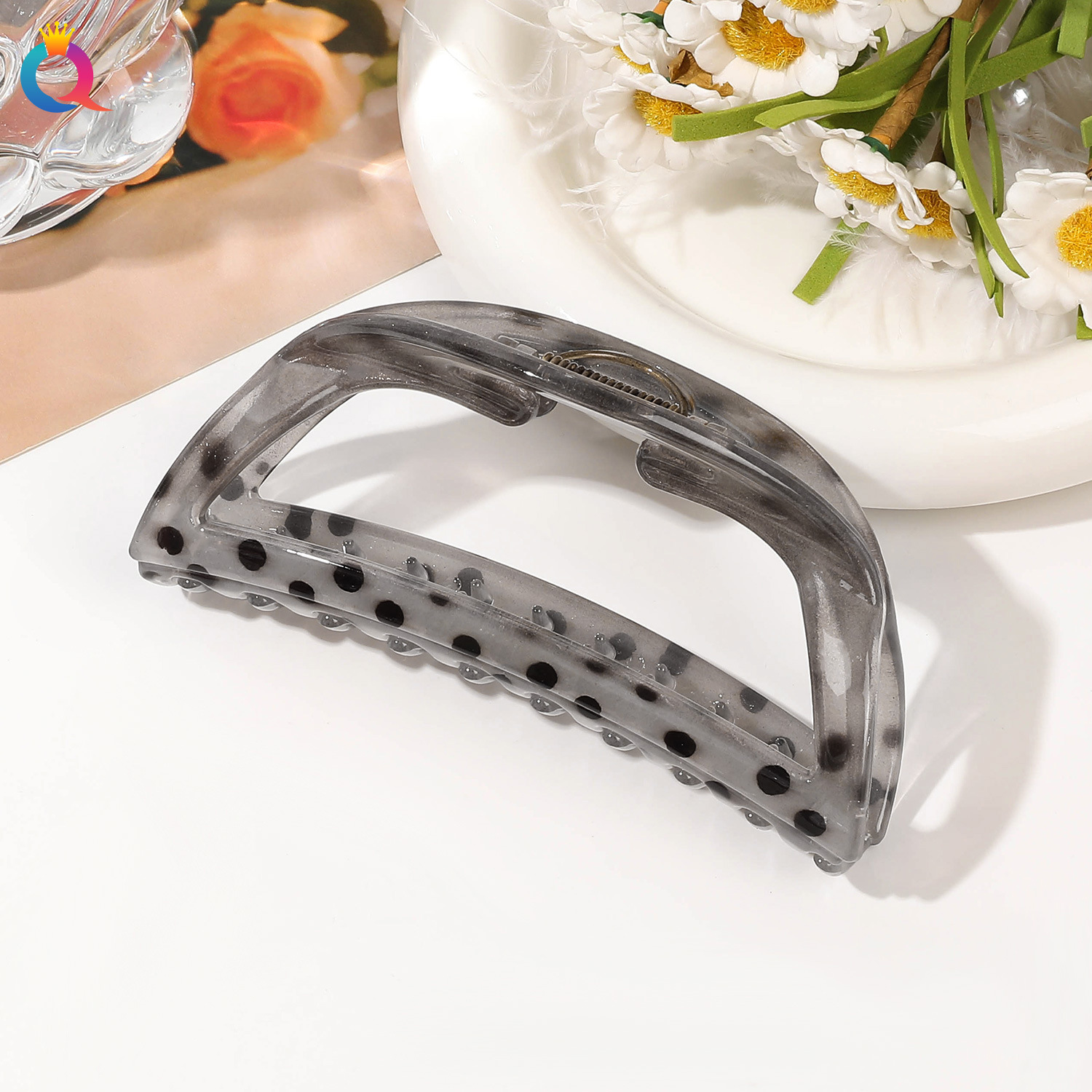 Qiyue Cross-border PC lunares gelatina horquilla de disco pinza para el cabello sensación de alta calidad horquilla de moda clip de tiburón accesorios para el cabello al por mayor