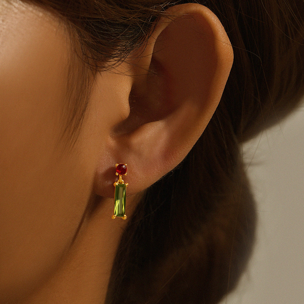 4g Weight 925 Sterling Silver Ear Needle Material Zircon Inlay Material Earrings Classification 1 Pair Quantity Daily Occasion 925 Sterling Silver Material Geometric Pattern Women's Gender Plating, Inlay Design Simple Style Style 1 Pair 925 Sterling Silver Zircon Geometric Earrings 4