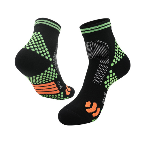 Women's running socks mid-tube pressure sports socks professional marathon elastic slimming legs calves compression women wholesale