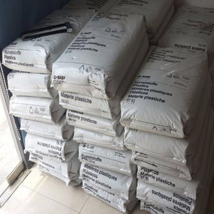 PBT德国巴斯夫B4520 塑料原料颗粒 出售