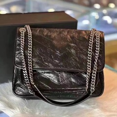実物はタグ付きの楊林のカバンの女性ブランドの新型のnikiの大容量の本革の郵便物のカバンのチェーンバッグのシングル肩を包みます。