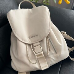 lulu双肩包Drawstring10L双肩抽绳水桶包健身运动包大容量学生包