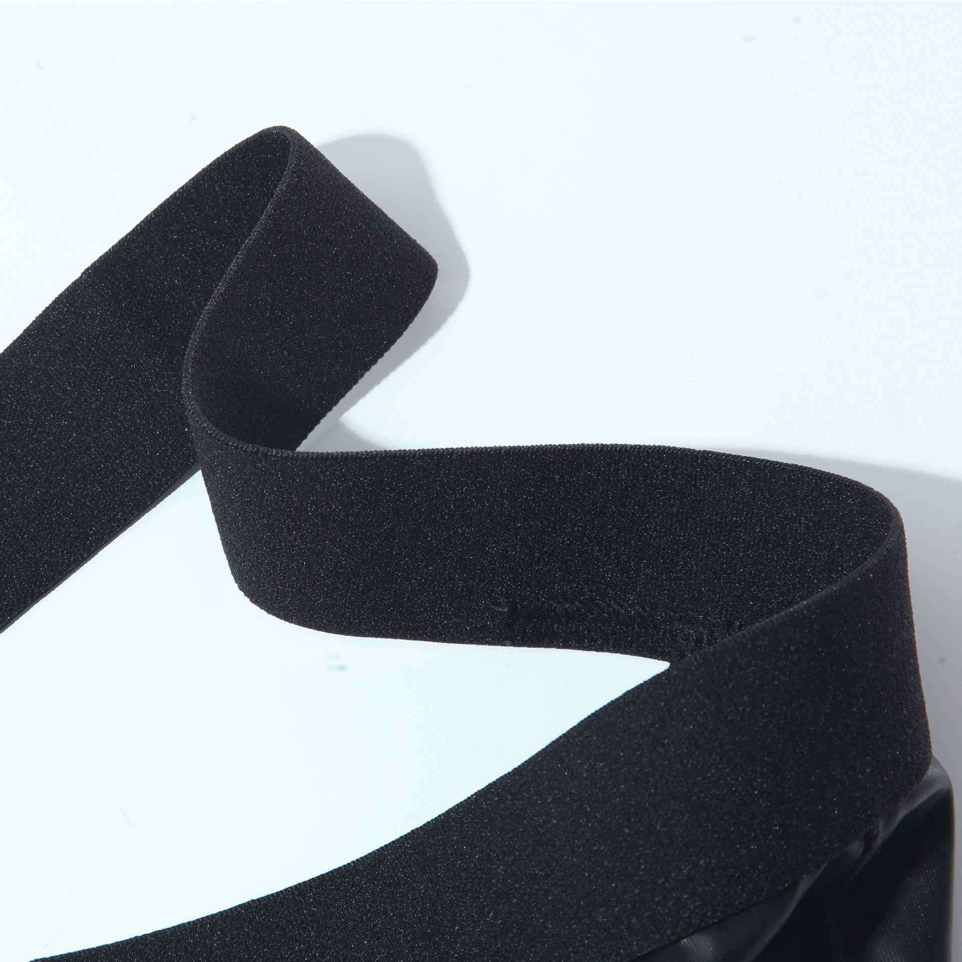 cross-border Foreign Trade Hot-selling Men's Underwear, Patent Leather Thong, T-back, Sexy And Low-rise_voghion.com