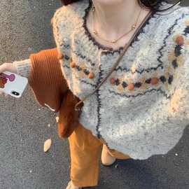 2025年高级感毛衣女小众上衣春秋慵懒风软糯外套灰色针织开衫外穿