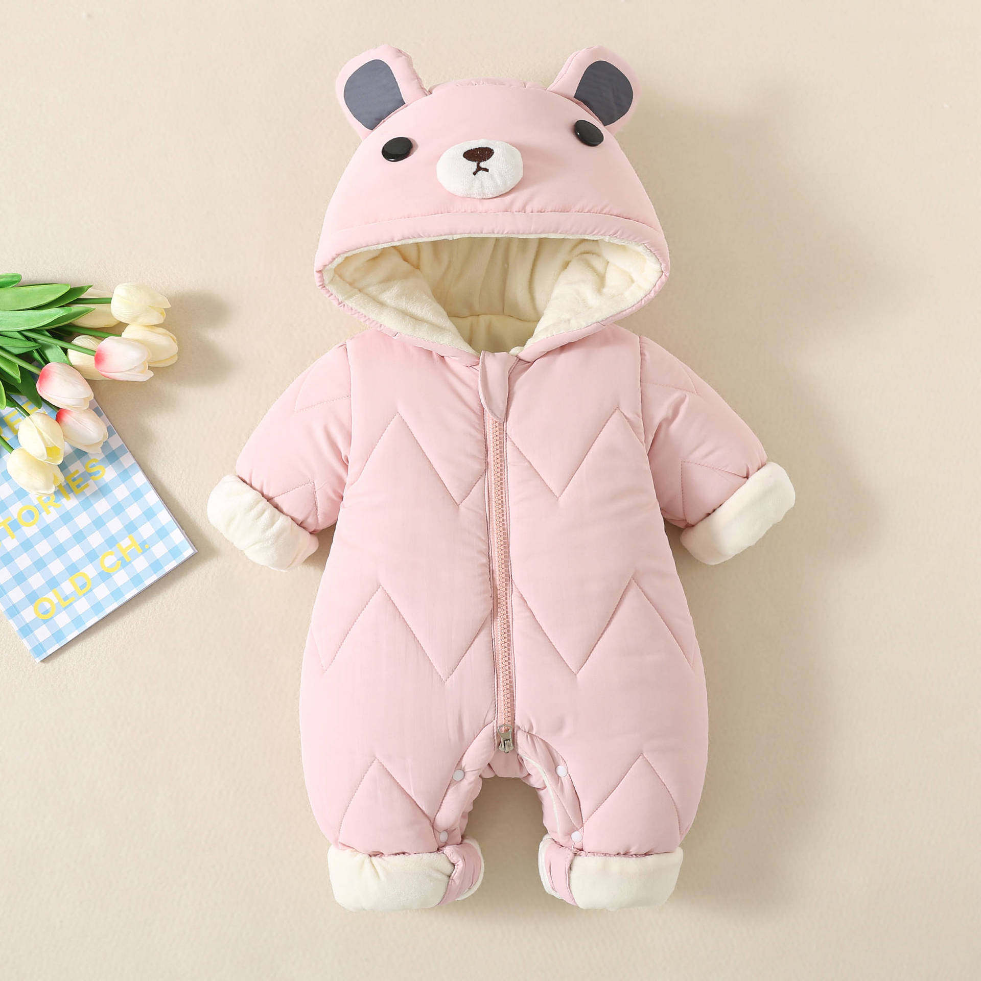 Otoño e invierno para hombres y mujeres bebé lindo traje de escalada con capucha grueso invierno más terciopelo bebé versión coreana del mameluco cálido