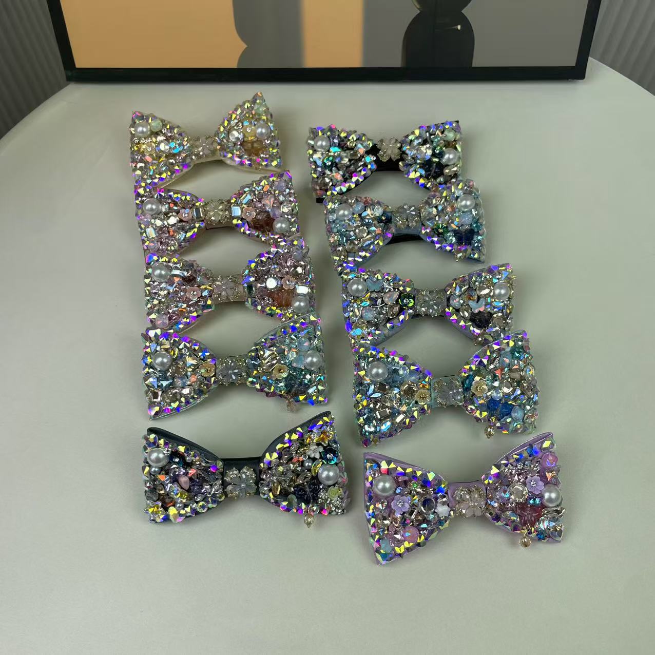 New Original Design Heavy-Duty Full Diamond-Edged Pendant Bow High-End French Hairpin Magazine