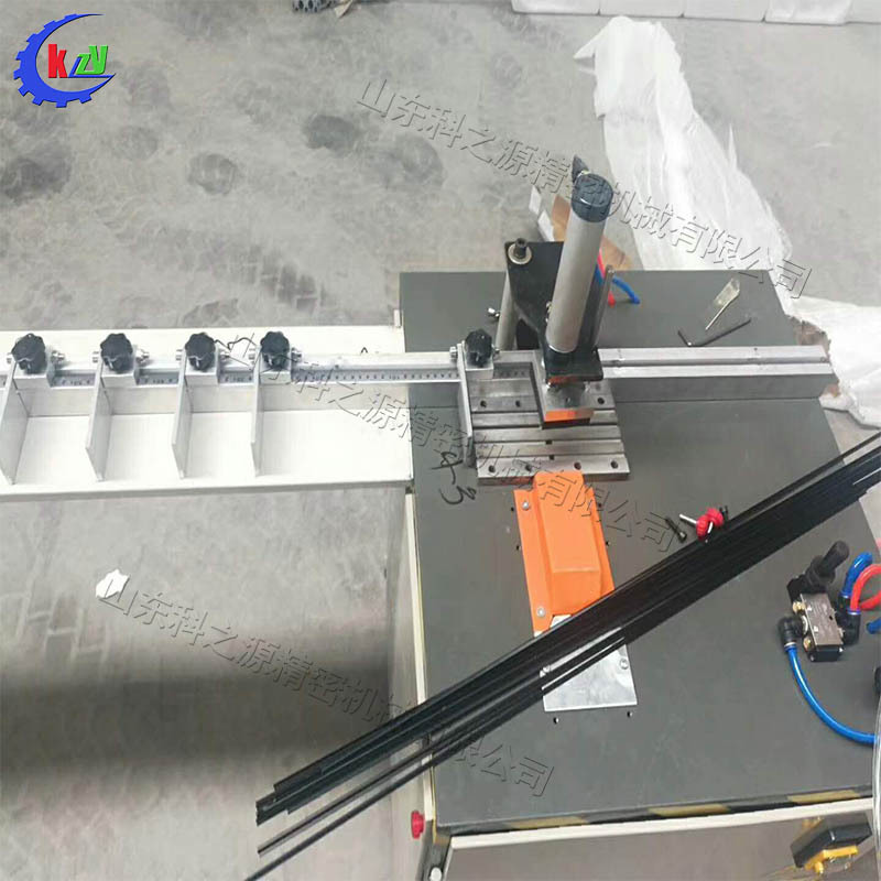 铝材T型条切割机 气动式自动走刀铝条切断机 T型装饰条裁切机