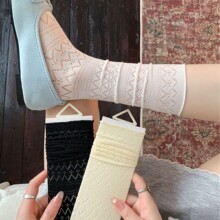 ��ɫ�����L��߅С���m��Ů�ļ���ϵ�U���LͲ�Ѷ��m��ѥ�ӵļ�ϥ�m