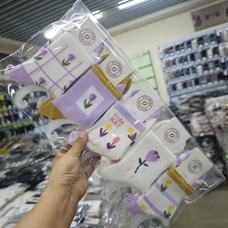 Yun Tailun Men's and Women's Cotton Socks Mid-tube Colorful Cotton Socks Korean Ins Style Fashionable Trendy Stylish Socks Yun Tailun Men's and Women's Cotton Socks Mid-tube Colorful Cotton Socks Korean Ins Style Fashionable Trendy Stylish Socks