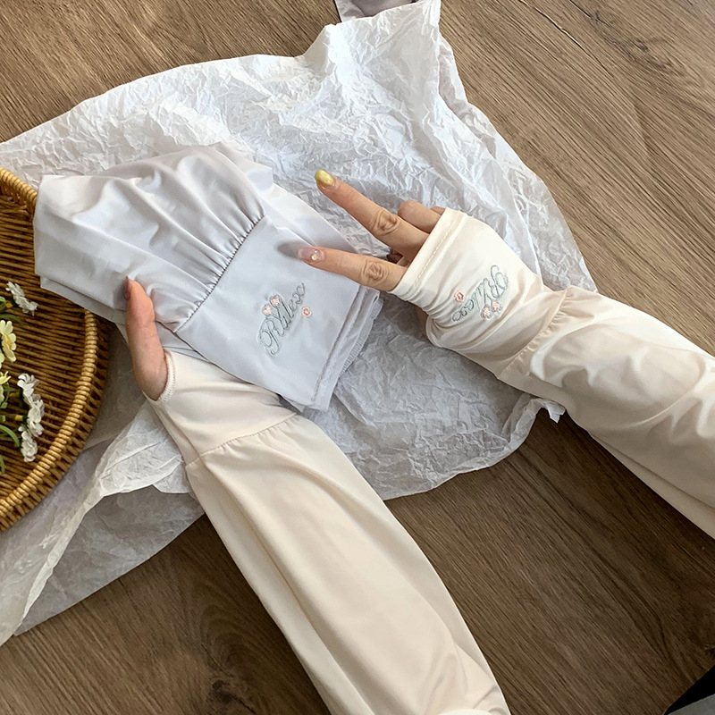 Protector solar suelto para conducir mangas de seda de hielo para mujer de verano estilo fino para andar en bicicleta, sombrilla, mangas de protección transpirables, brazos y brazos al por mayor