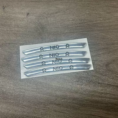 Car logo — Mercedes-Benz Volvo Hyundai Lincoln - standard-nio-silver