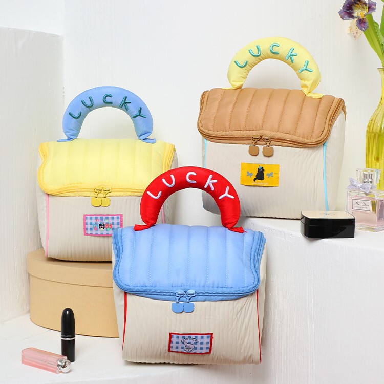 Cute House Cosmetic Bag Large Capacity High Beauty Value Women's Portable Travel Toiletries and Skincare Portable Partition Storage Bag