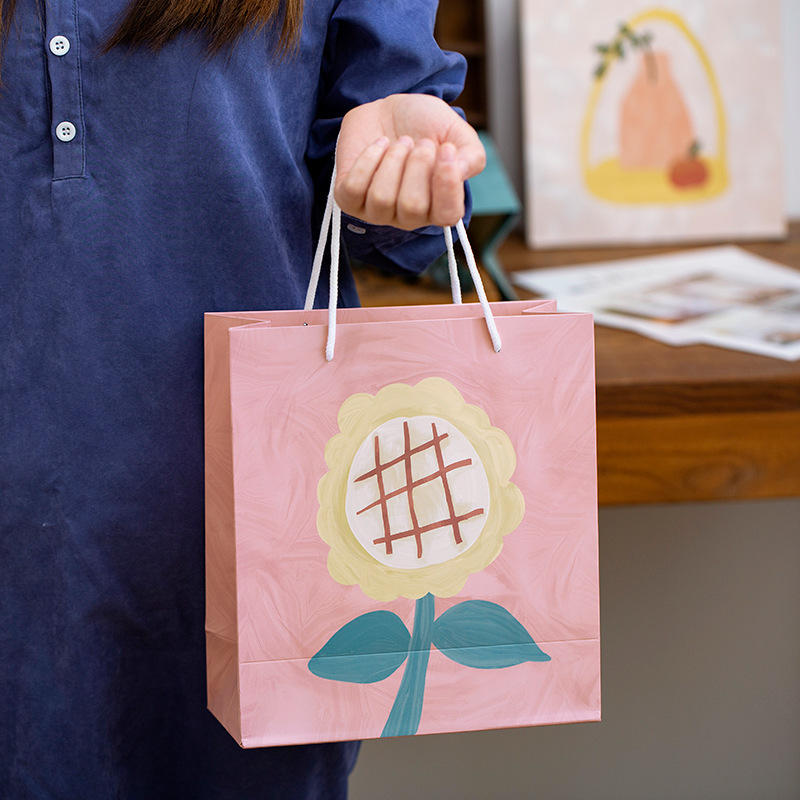 可爱送人礼品袋手提精美纸袋定做ins风生日结婚精美手挽纸袋定制