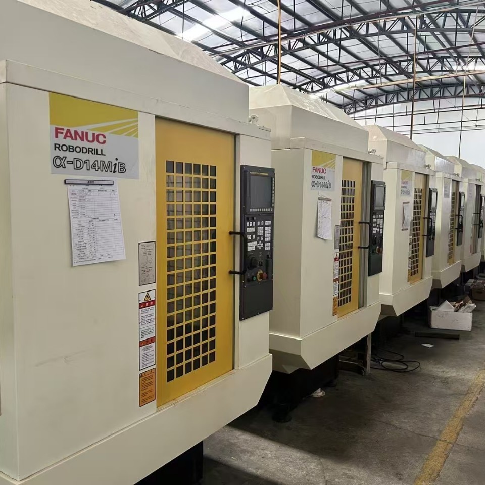 品牌：发那科小黄机系统：31i-MODEL A刀库：14把伺服刀库