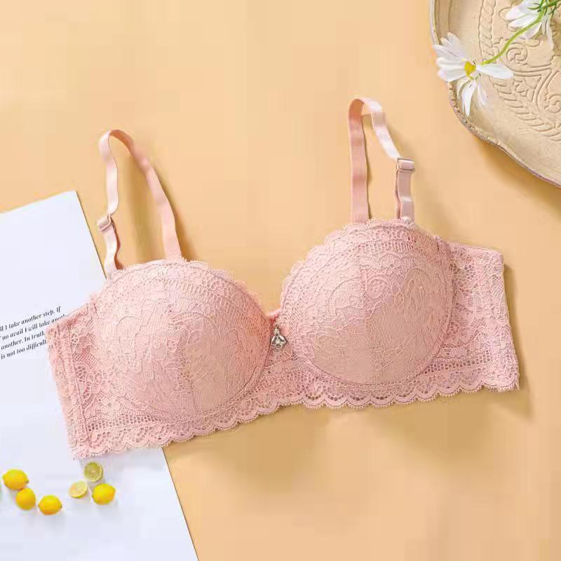 工場の現物は1/2杯半の薄いレースのブラジャーです。|undefined