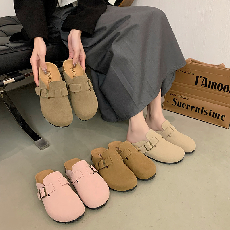 Super Comfortable and Highly Recommended, These Heelless Slip-On Shoes with a Thick Sole for a Soft Stepping Feel, Perfect for Spring/Summer 2026