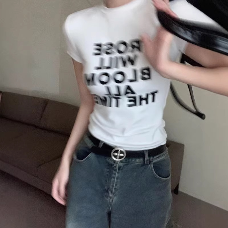 Tendencia de algodón dulce caliente letras hombro camiseta de manga corta 2026 verano nuevo diseño delgado camiseta de cuello redondo