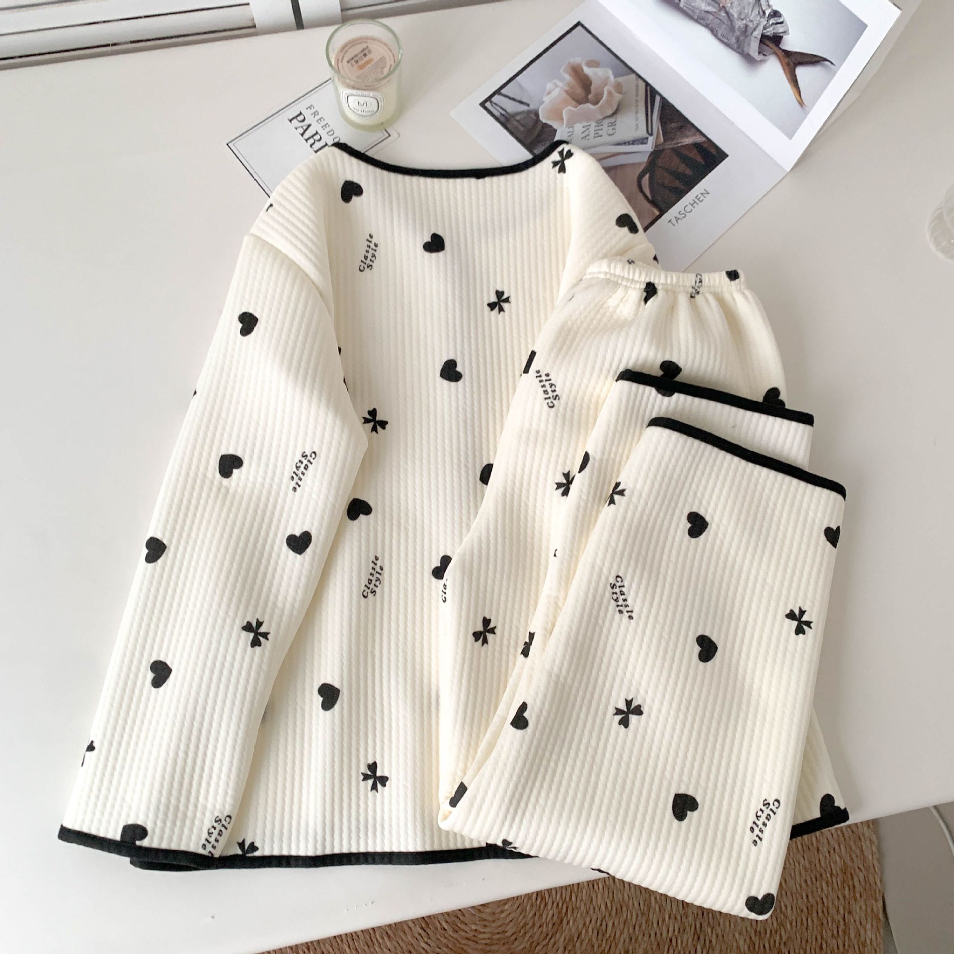 Pijamas al por mayor transfronterizos de invierno de aire de algodón jacquard lindos dibujos animados de alta calidad dulce conjunto de ropa para el hogar