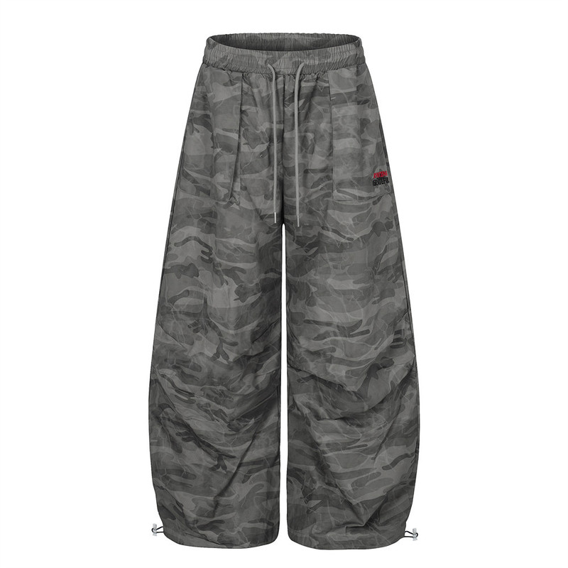 Loose Camouflage Scimitar Pants for Men, Retro American High Street Style, Pleated Paratrooper Sports Casual Pants, Loose Wide-Leg Long Pants