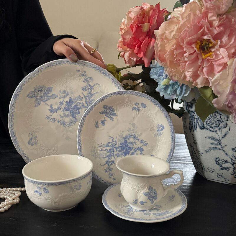 French antique heavy industry blue relief ceramic western porcelain plate coffee cup and saucer series dessert dish plate wholesale French antique heavy industry blue relief ceramic western porcelain plate coffee cup and saucer series dessert dish plate wholesale
