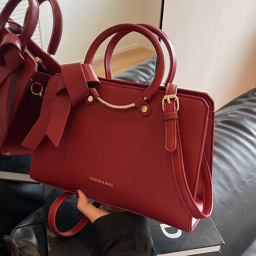 High-end Wedding Bag for Women, New Model Crossbody Bag with Large Capacity, Commute Red, Wedding Bride Handbag, Single Shoulder Bag