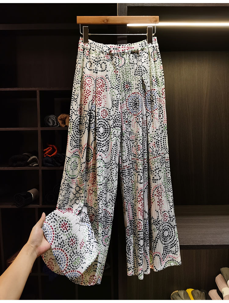 Quần culottes nữ ống rộng họa tiết bohemian, cạp chun nhún, dáng suông rộng, dài 9 phân — màu đen, màu trắng chi tiết 5
