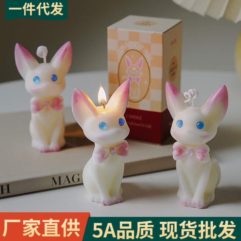 Creatividad hecha a mano Vela de modelado de objetos avanzados en movimiento, atmósfera de fragancia, recuerdo, simulación de velas de aromaterapia de gatito