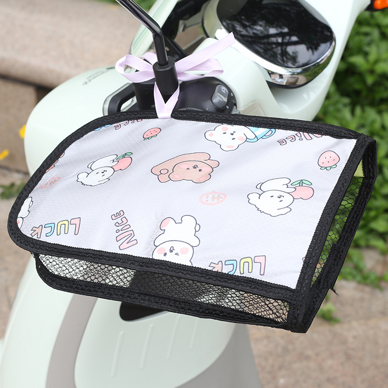 회색 풍선 곰