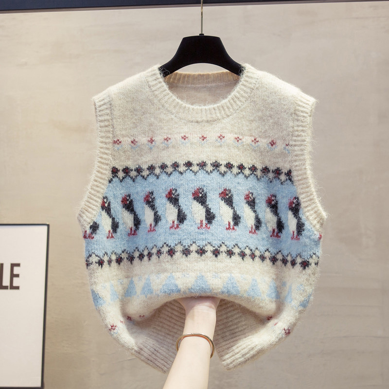 Round-neck knitted vest for women, 2026 spring and autumn new style, loose-fitting outerwear, layered with a sweater, trendy Round-neck knitted vest for women, 2026 spring and autumn new style, loose-fitting outerwear, layered with a sweater, trendy