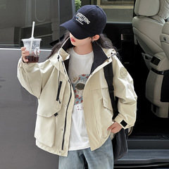 女童秋装冲锋衣2025儿童新款大童女孩户外运动三防风衣派克服外套