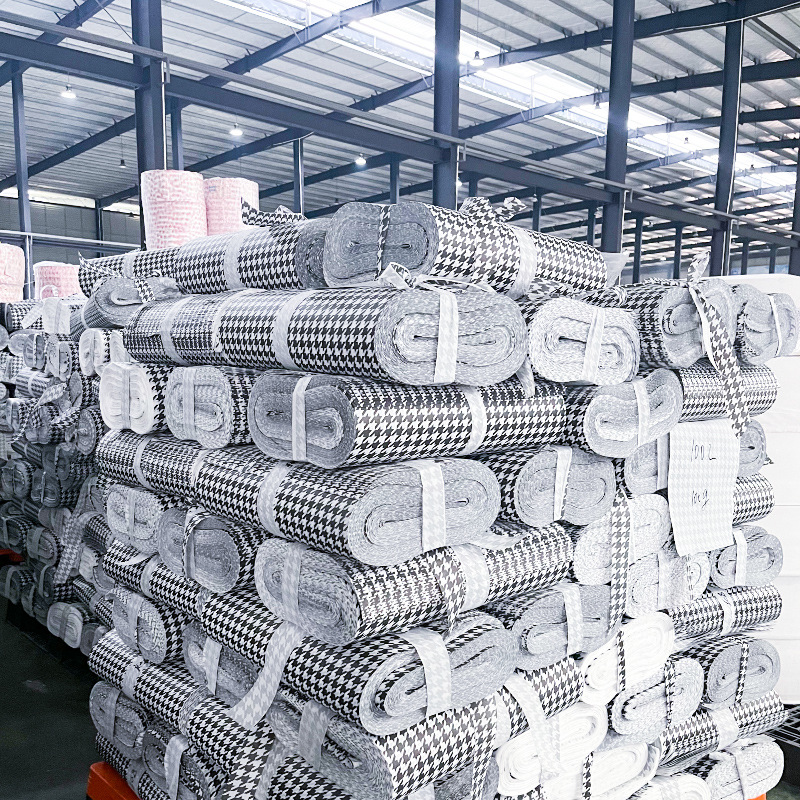 厂家供应PE淋膜印花无纺布收纳袋野餐垫专用PP纺粘无纺布防水防潮