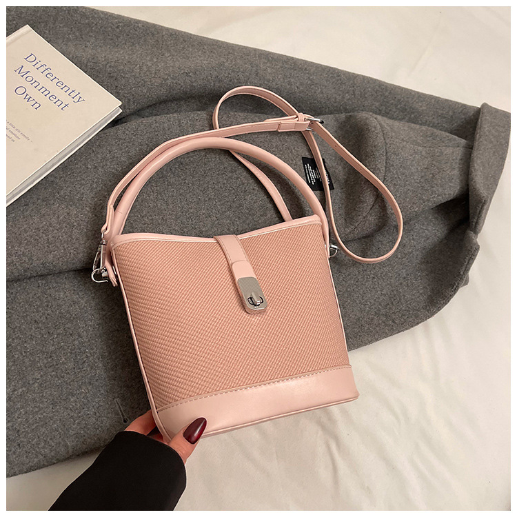 Comercio exterior transfronterizo retro bolso de cubo de mano de color 2025 nuevo nicho de alto nivel simple hombro bolso de mujer image 11