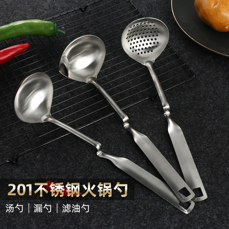 Cuchara de tapón de aceite de pared de acero inoxidable Cuchara de olla caliente Cuchara de cocina para el hogar Cuchara de colador Juego de utensilios de cocina Carcasa de sopa engrosada Resistencia a altas temperaturas
