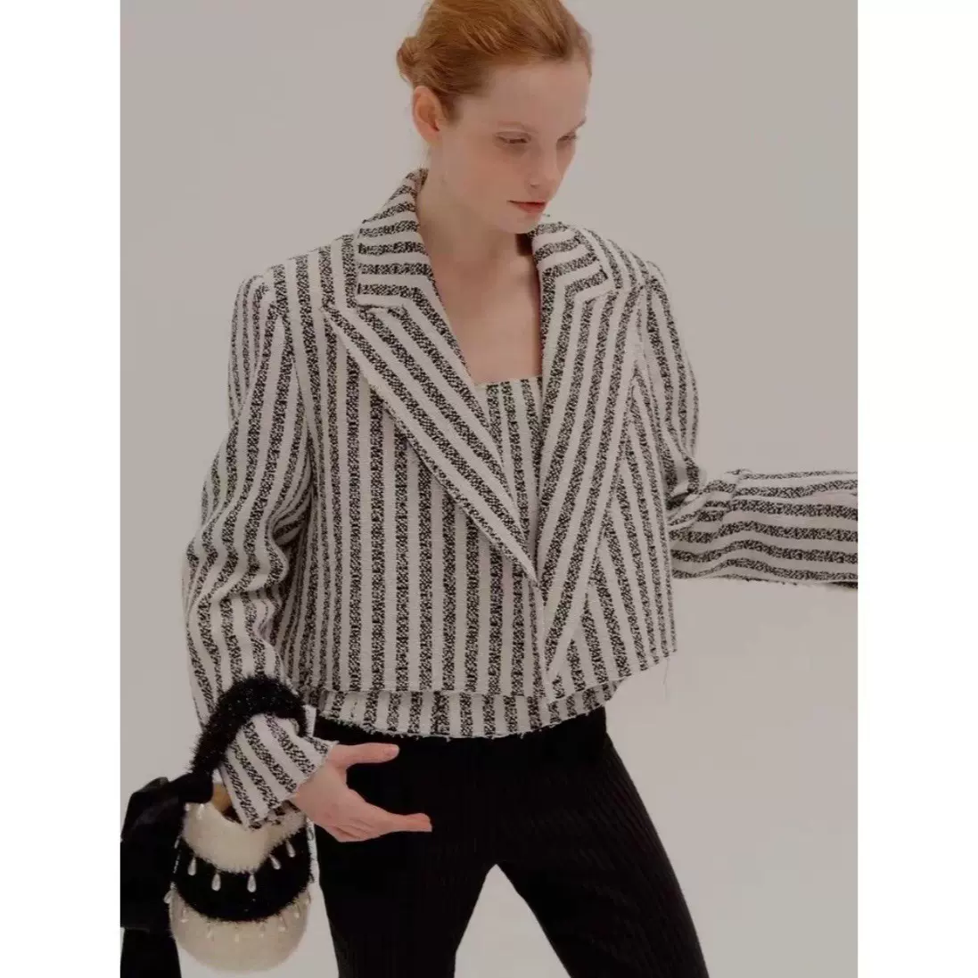 四媛 乔妹同款条纹翻领短款小香风西装外套女西服3455