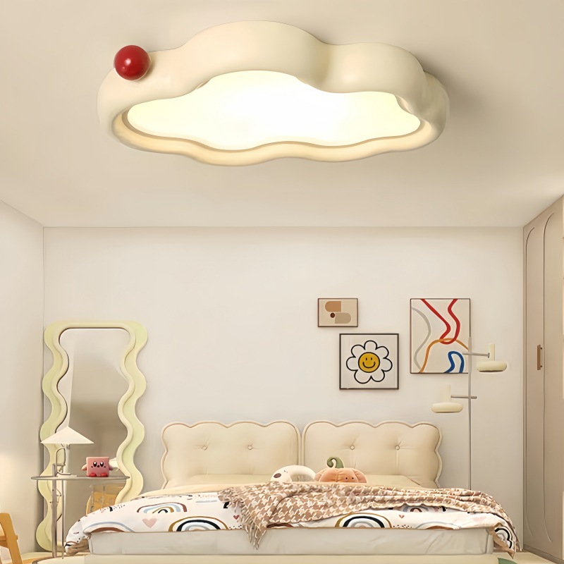 Lámpara de techo de dormitorio de frijoles de leche pequeña estilo crema minimalista