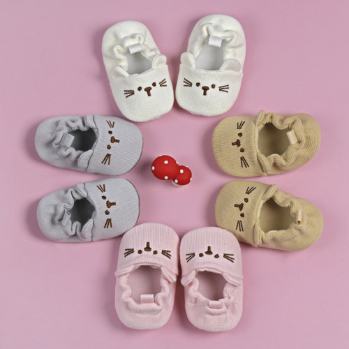Spring and Autumn Style Cartoon Baby Shoes for 0-1 Year Olds, Knitted Wool Shoes, Non-Slip Soft Sole Newborn Toddler Baby Shoes