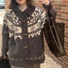 复古牛角扣提花毛衣外套女秋冬新款慵懒风撞色连帽针织开衫外套厚