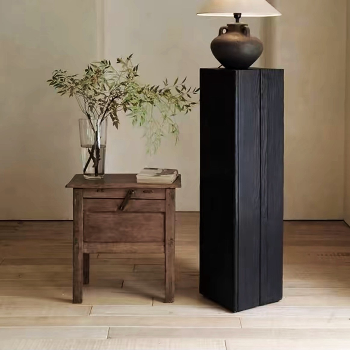 탄화 검정색 길이 30*너비 30*높이 70cm