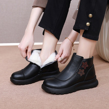 冬新款中老年妈妈羊毛棉鞋软底软面加厚保暖女靴加宽女鞋厂家直销