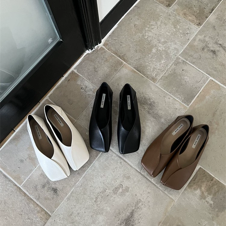 Французские мягкие кожаные ретро одиночные туфли женские простые весенние и осенние неглубокие молочные туфли на плоской подошве