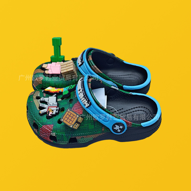 Children's non-slip lightweight breathable Crocs-style slippers