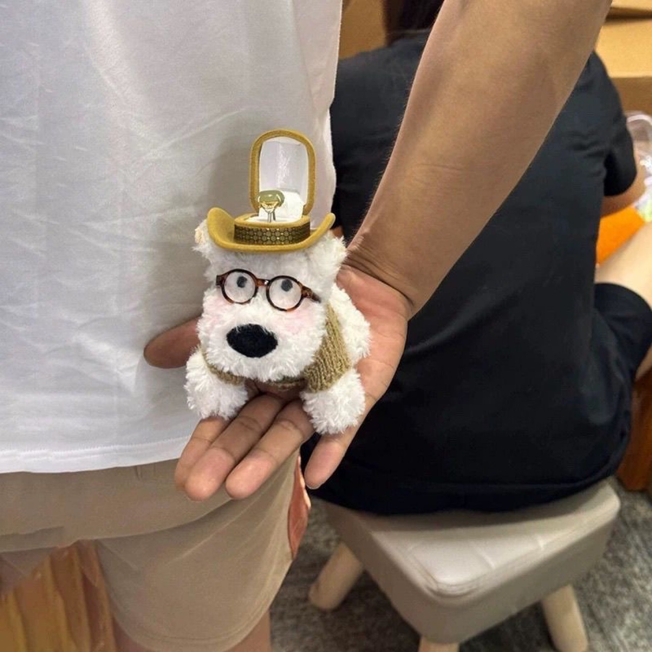 帽子西高地玩偶小狗戒指盒婚礼告白求婚首饰盒送女友惊喜礼物创意