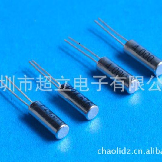 高精度2*63*832.768KHZ音叉晶振32768表晶MC146FC135精密32K