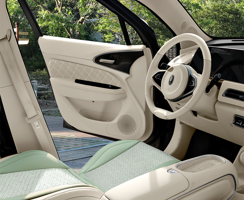 Cartoon car seat cushion half-cover summer car seat cushion breathable cool pad universal for all seasons long-sitting ice rattan