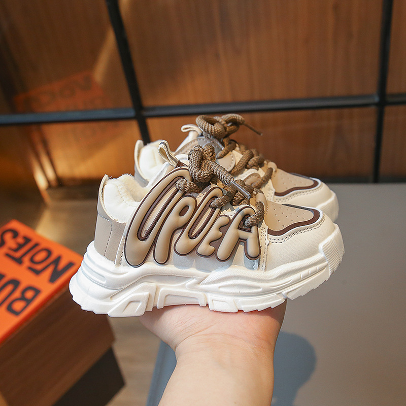 2023 Otoño e Invierno nuevos niños zapatilla de deporte de Internet celebridad niñas zapatos de papá niños estudiante zapatos de algodón caliente